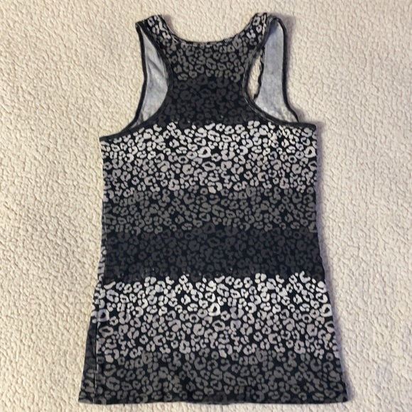 4/$24🦩 OP cheetah print Racerback tank top size juniors medium shades of grey - Picture 3 of 5